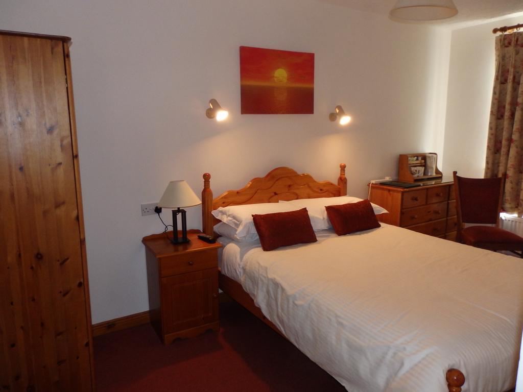 Clifford'S Ocean View B&B Waterville Exteriör bild